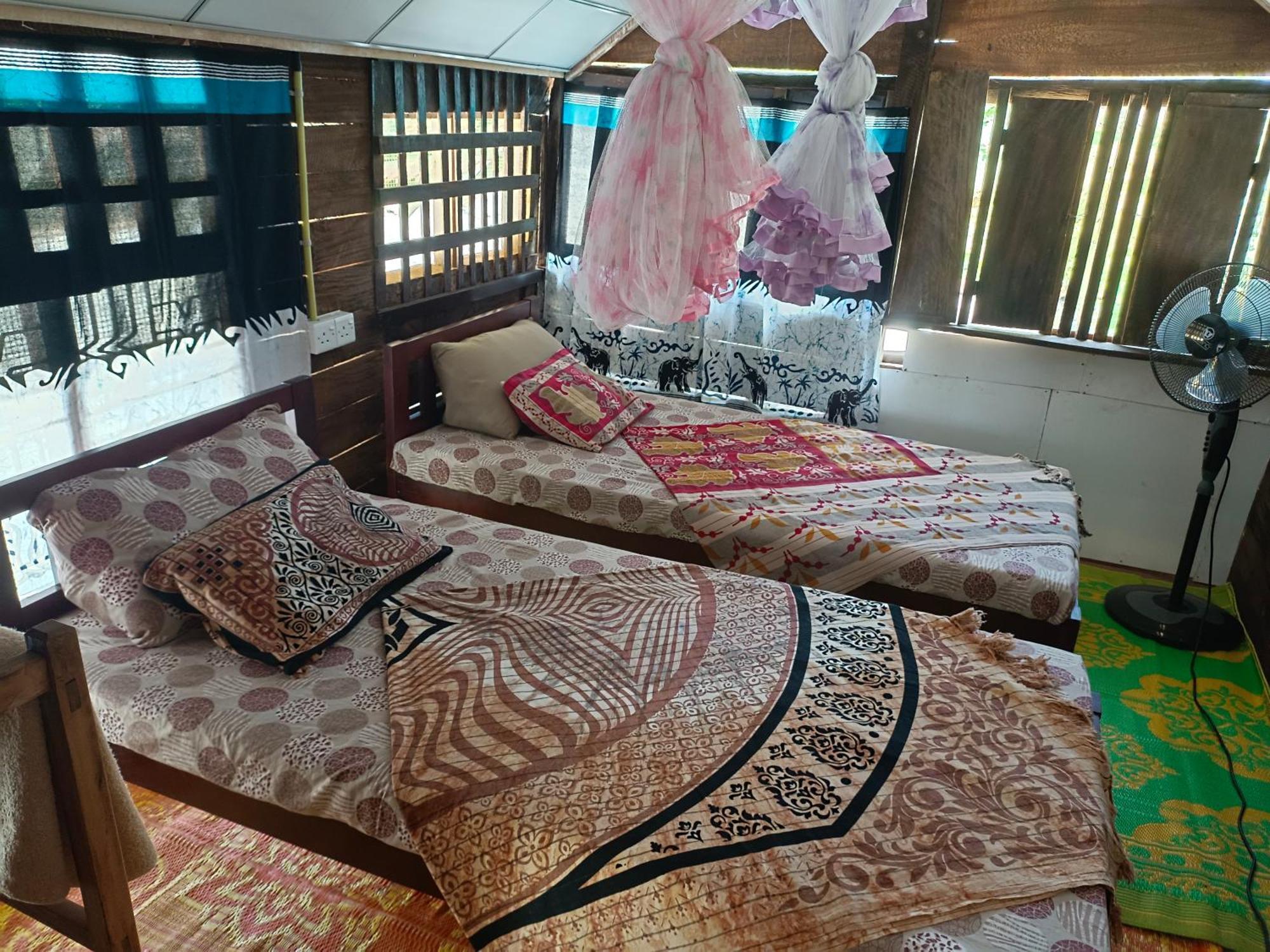 Mamisa Cafe, Home Stay Habarana Bagian luar foto